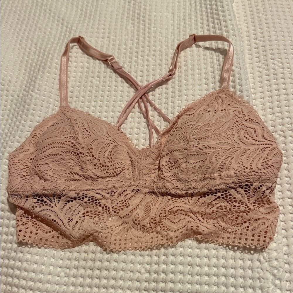 Auden Lace Bandeau in Soft Pink